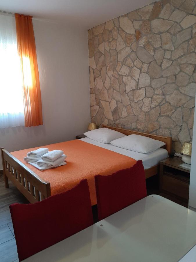 זאדאר Guest House Renata מראה חיצוני תמונה
