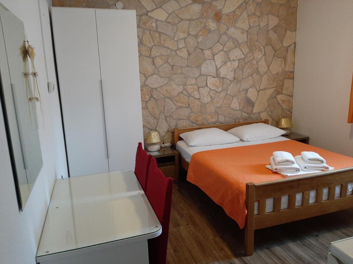 זאדאר Guest House Renata מראה חיצוני תמונה